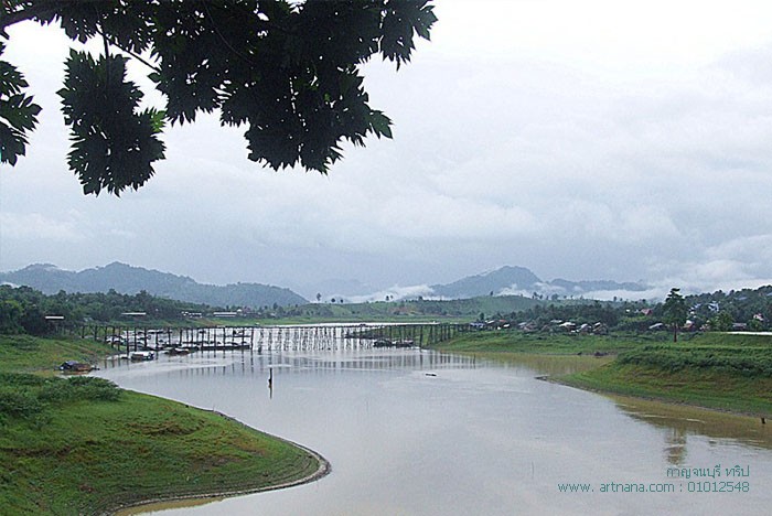 สะพานมอญ กาญจนบุรี